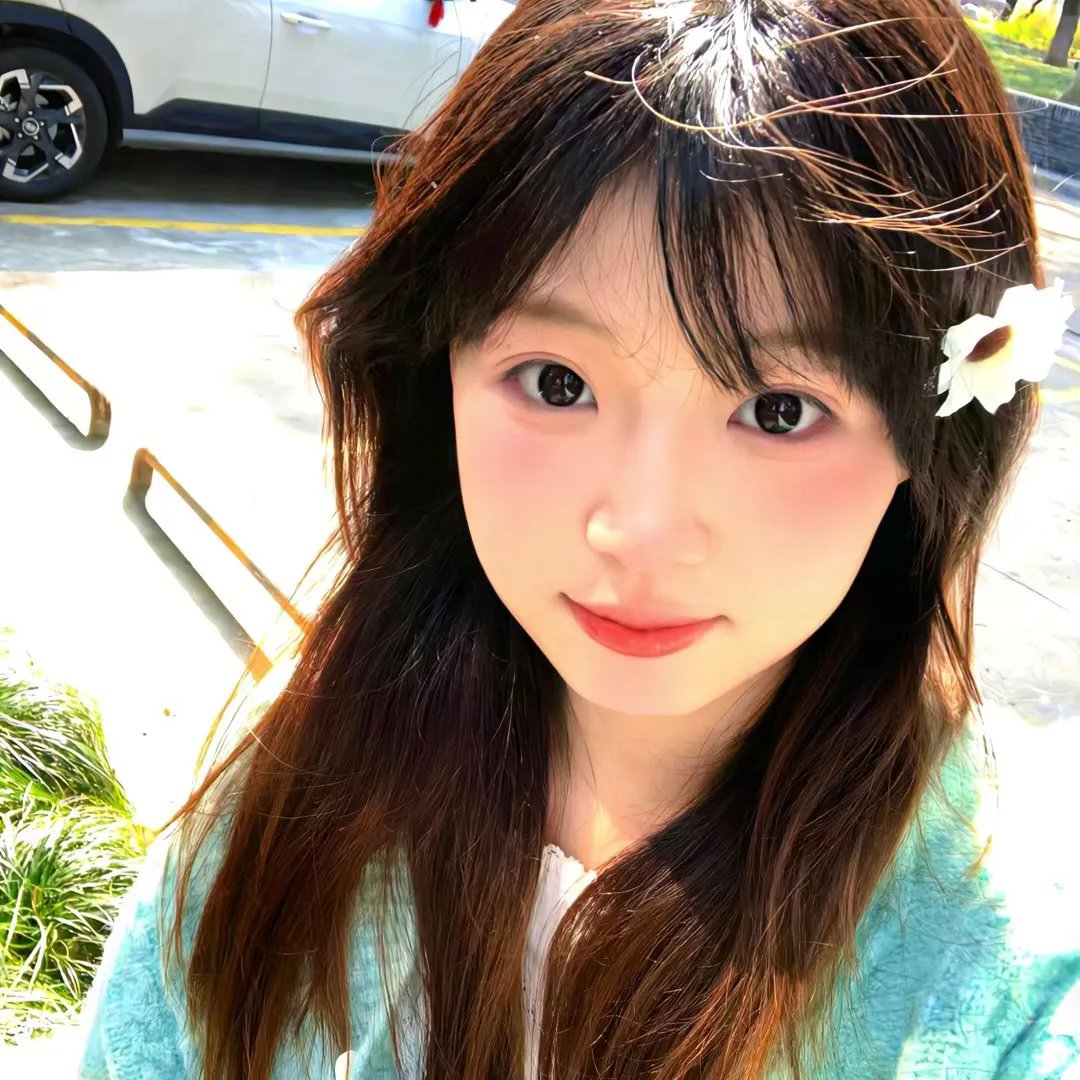美丽俏佳人